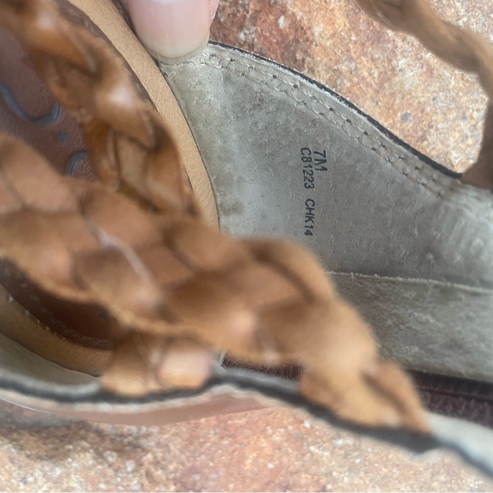 b.o.c. Braided Straps Back Zip Sandals (TSE) - Picture 10 of 10